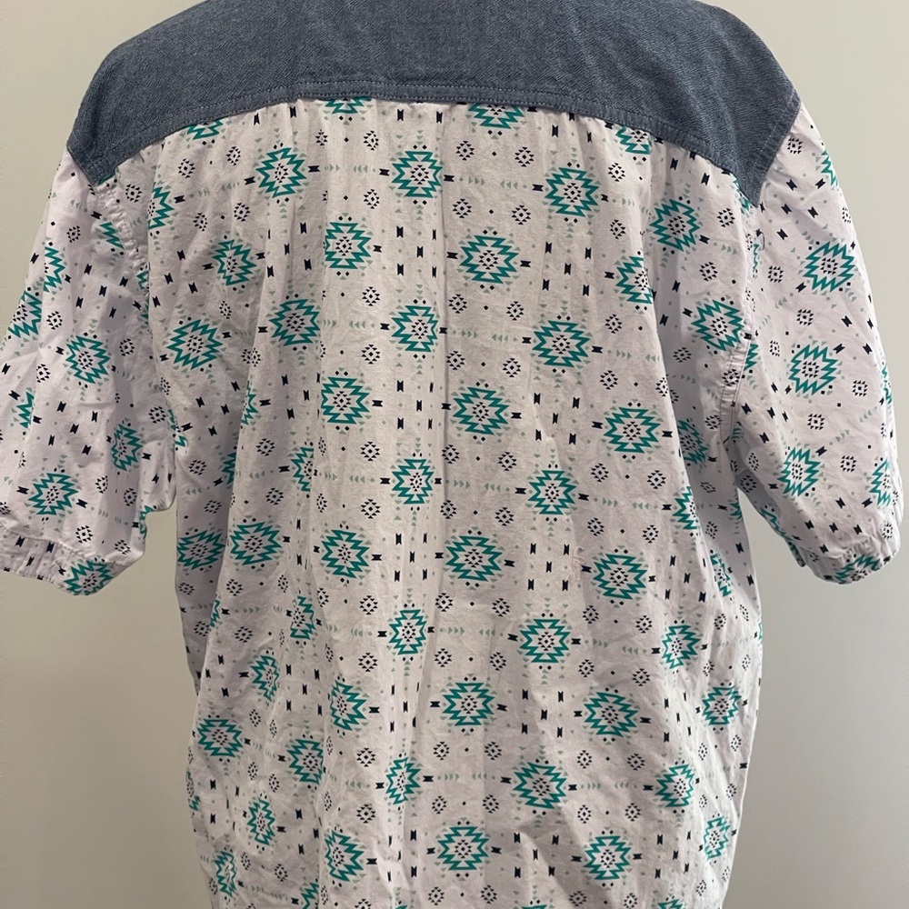 Tranquility & Mayhem XL Men's Patterned Short Sleeve Button Down Shirt 143 - Picture 5 of 7